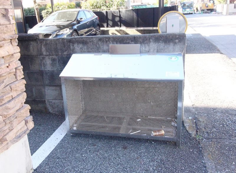 ウィン・ロイヤルプラザ加藤学園前 ごみ置き場