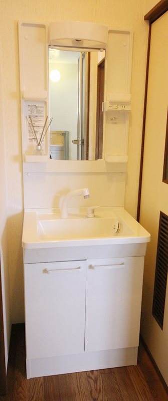 東海徳倉ビル 洗面所
