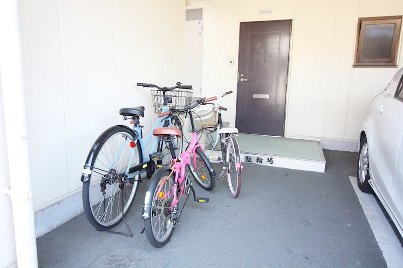 ファランドールエバラ 駐輪場