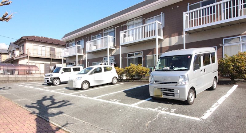 シティハイツ若葉 駐車場