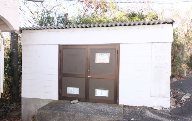 ヴィラ松沢Ｂ ごみ置き場