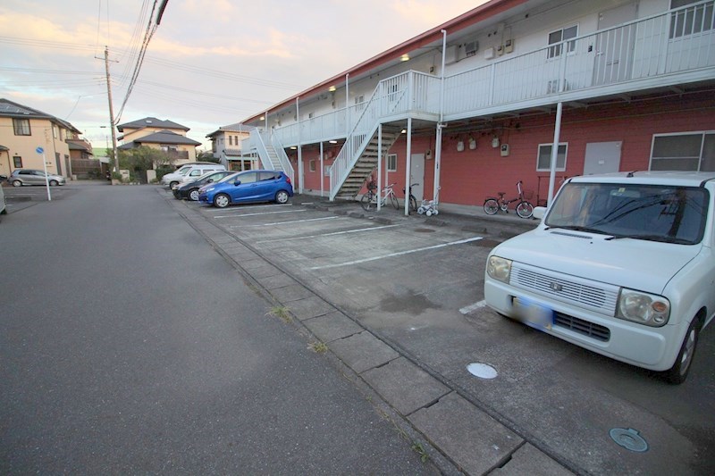 メゾンまちなか 駐車場