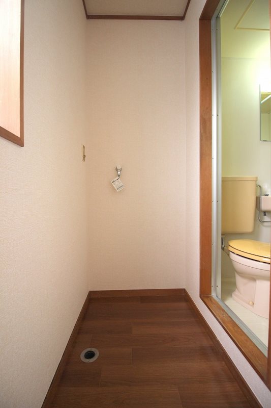 コトブキハイツ 室内洗濯機置き場
