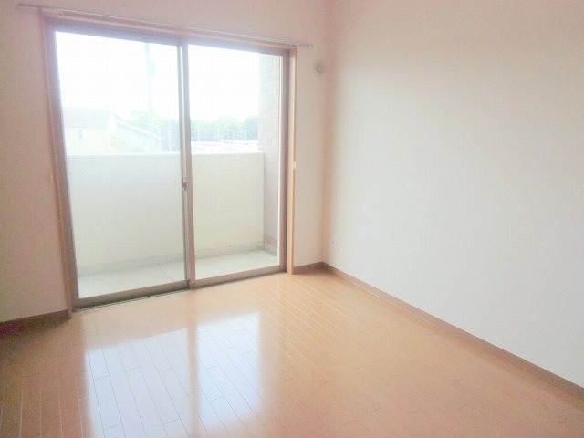 ベラージョ・S 同物件別部屋