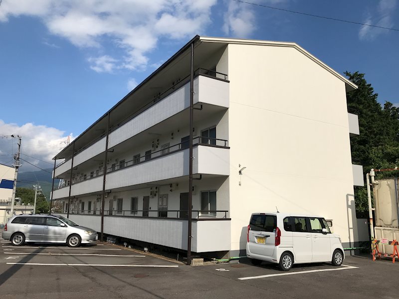 山之井プラザ 駐車場
