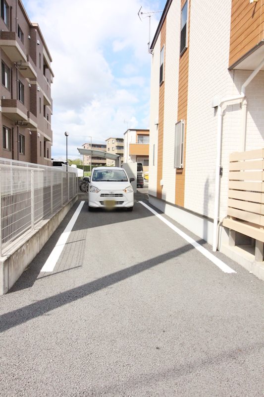 テルツァ桜堤 駐車場